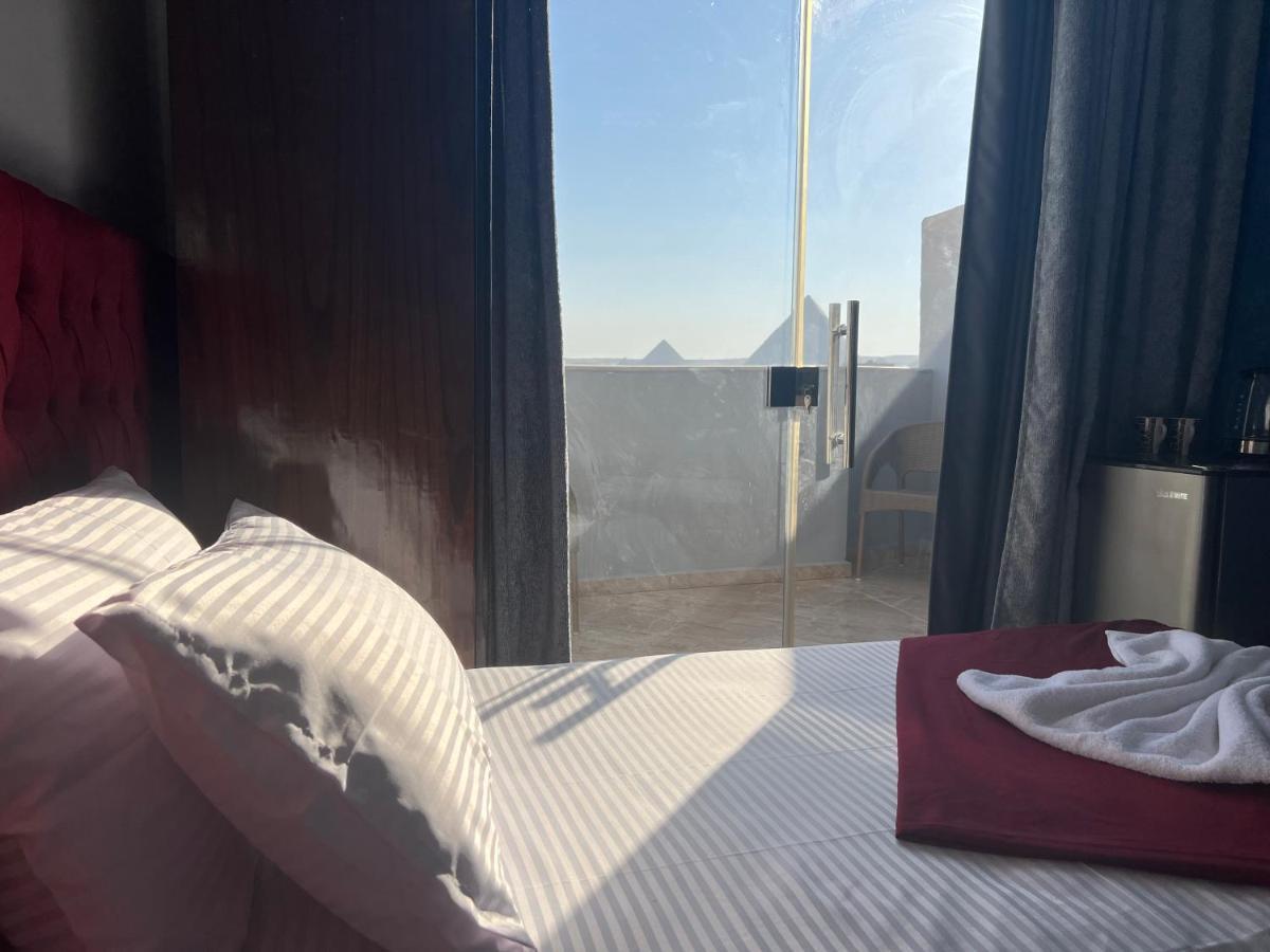 Stone Pyramids View Hostel Cairo
